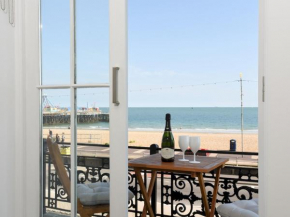 Pass the Keys Stunning Beach Front Luxury Apartment with balcony